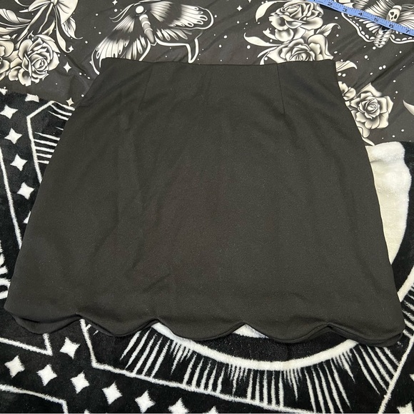 Top Shop Scallop Hem Mini Skirt, US8 - Picture 2 of 5